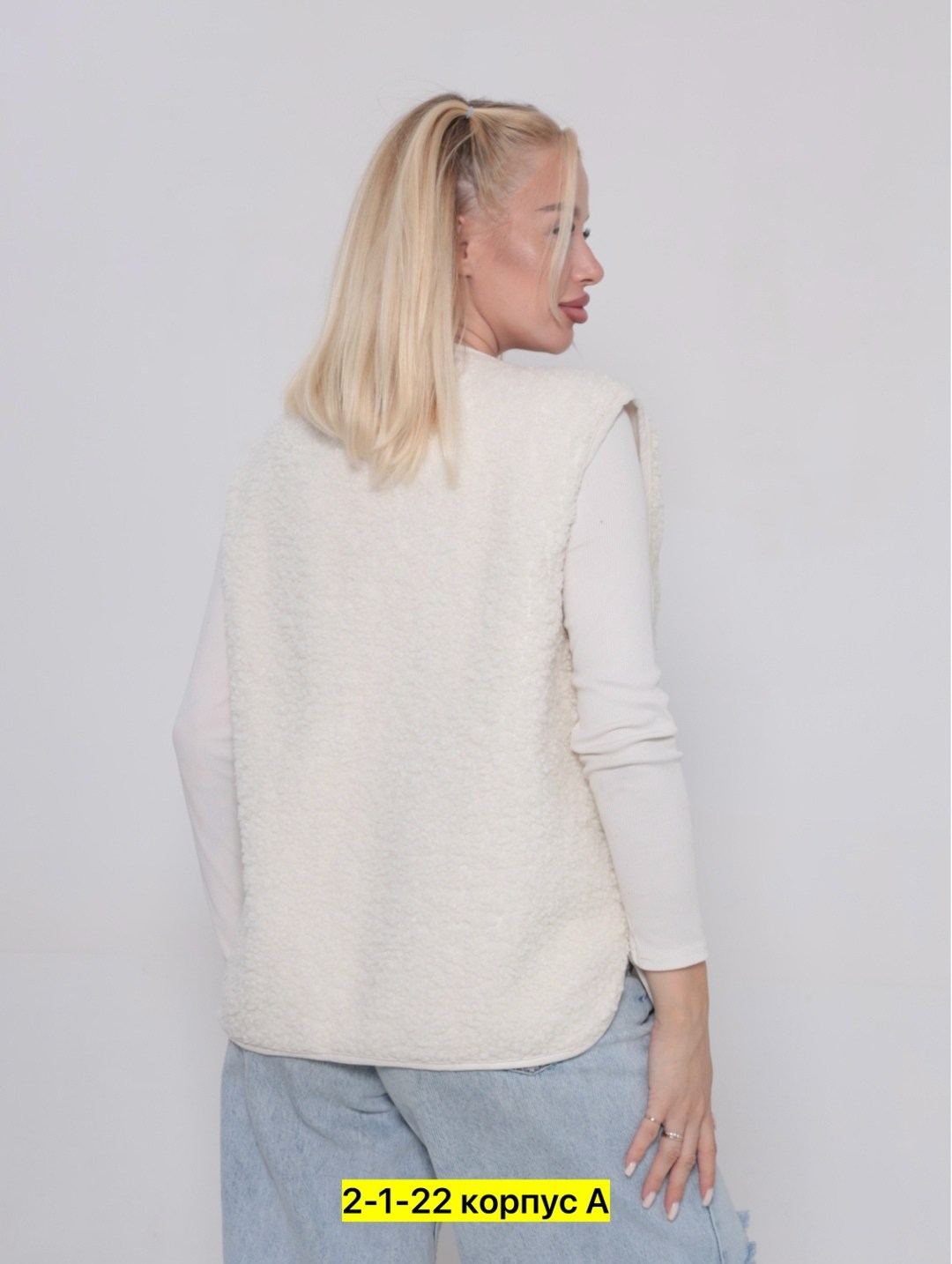 женская жилетка,женский жилет,жилет утепленная,жилет,жилет меховой