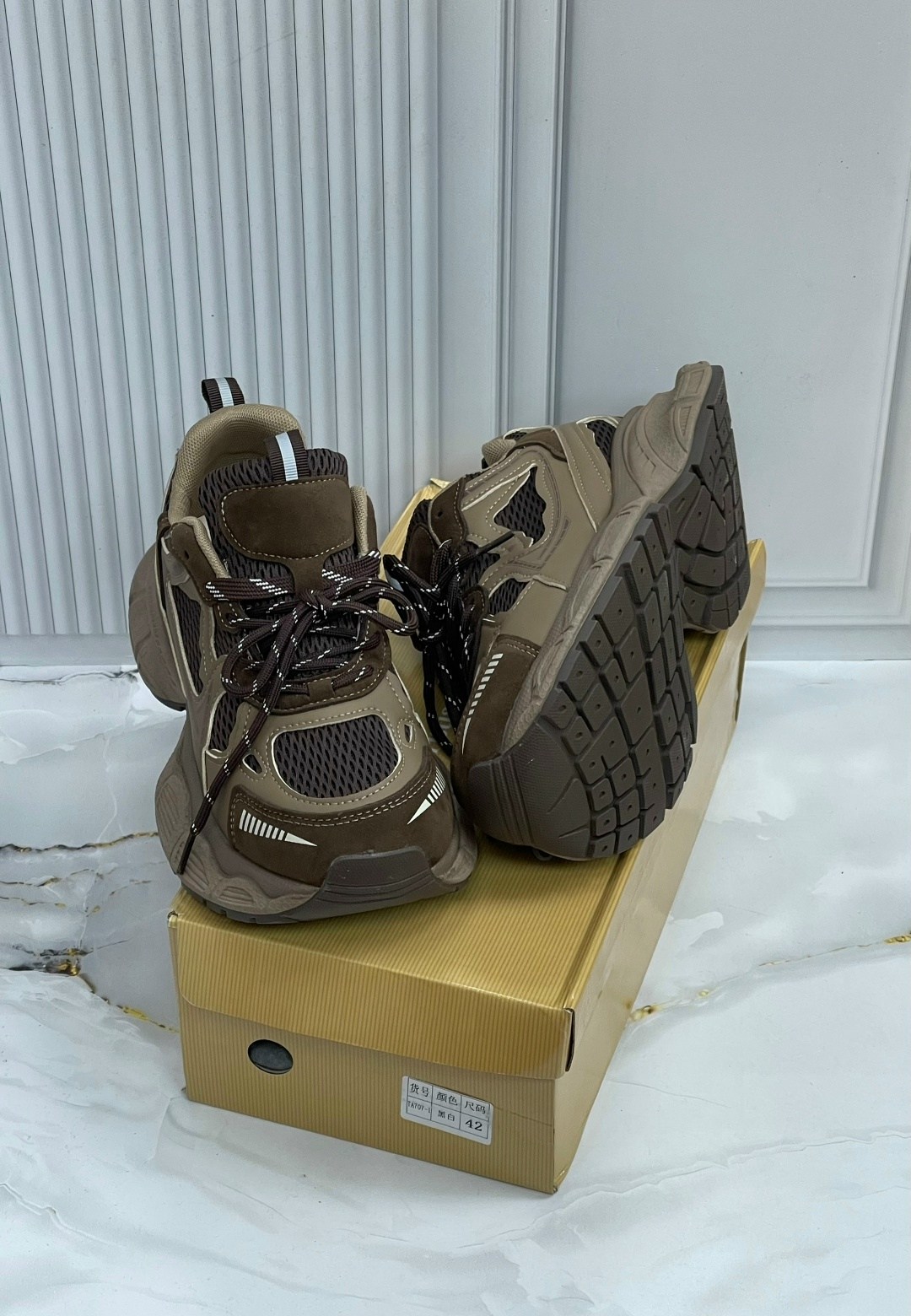 женские кроссовки,женские массивные кроссовки,женские кроссовки на массивной платформе,,женская спортивная , женские кроссовки на массивной платформе