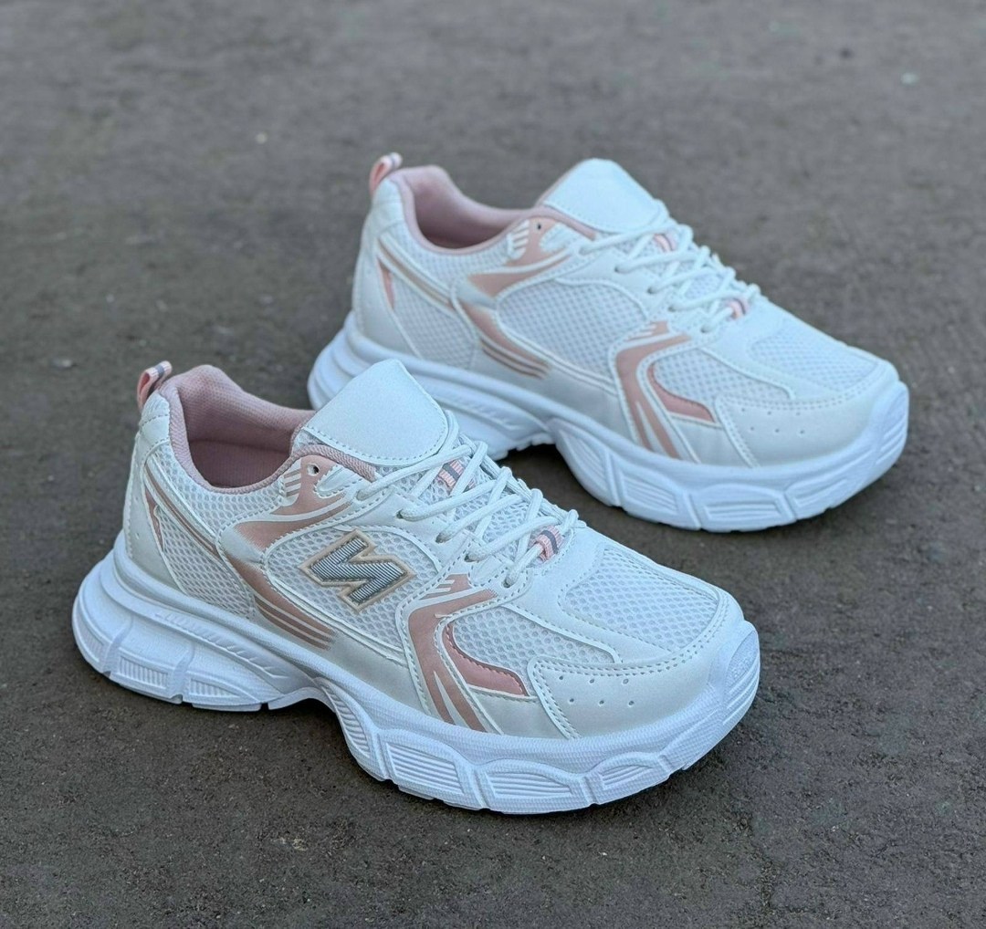 кроссовки женскиe,кроссовки,кроссовки для женщин,модные кроссовки,кроссовки женские удобные