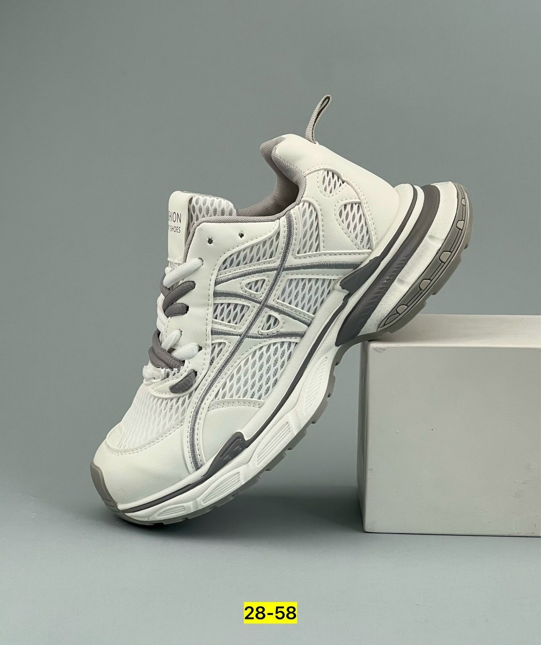 кроссовки женскиe,,массивные кроссовки,спортивная ,кроссовка