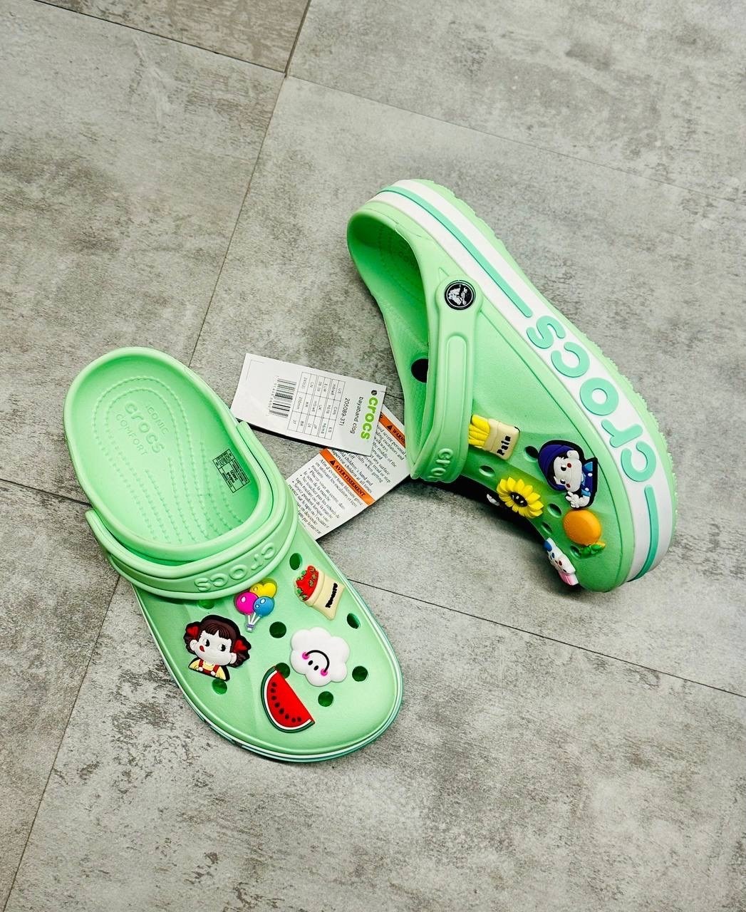 кроксы детские с джибитсами,,сабо crocs,кроксы детские,кроксы мода