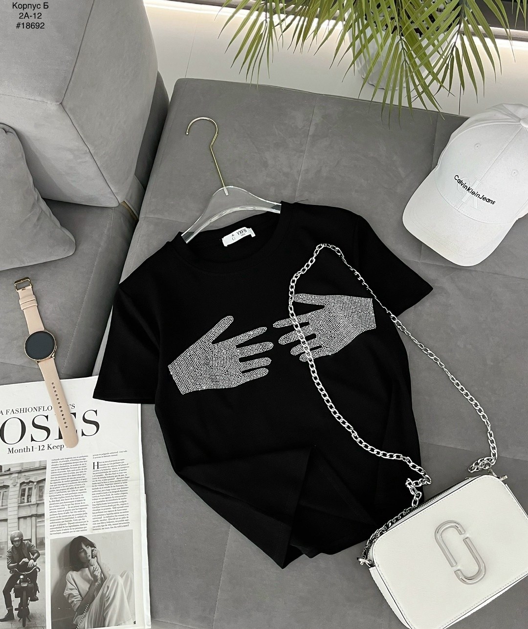 футболки женская,футболка со стразами,женская футболка со стразами,футболка оверсайз со стразам,футболка женская белая