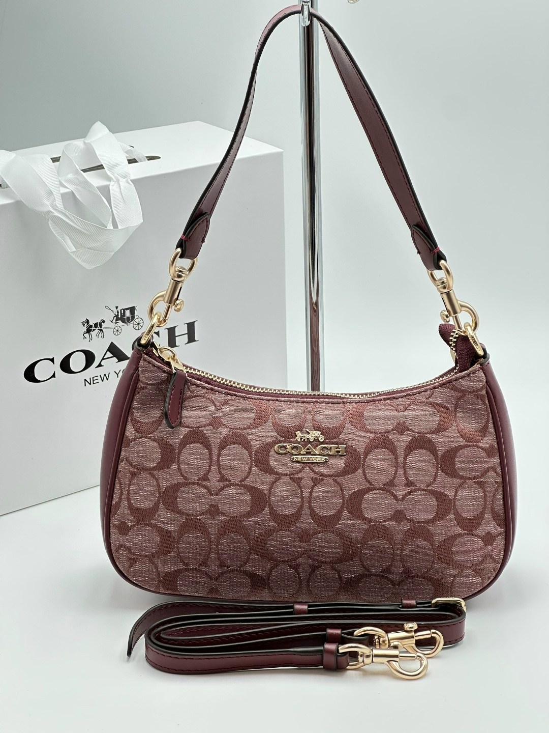 сумка женская coach,сумка coach,сумка через плечо coach,сумка coach женская белая,брендовая сумка через плечо coach