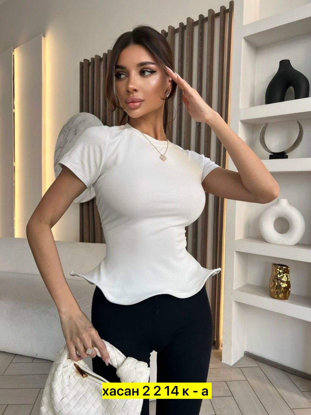 женская футболка,базовая футболка женская,женская майка,футболка в обтяжку,