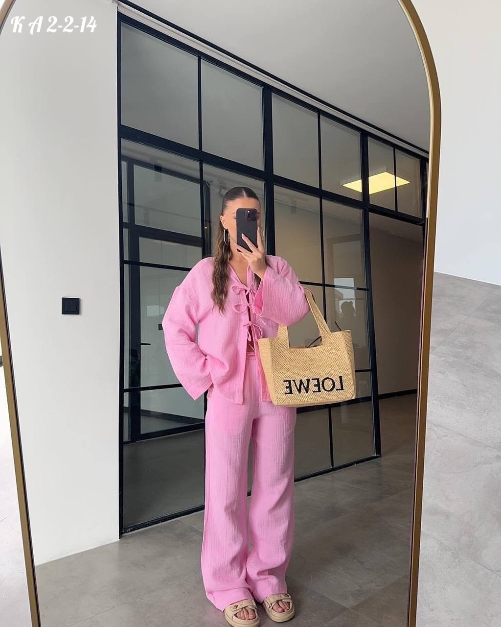 стильные костюмы,костюм женский летний,костюм женский летний штаны палаццо и рубашка на завязках из муслина,костюм женский летний штаны палаццо и рубашка на завязках из муслина розовый,женские костюмы