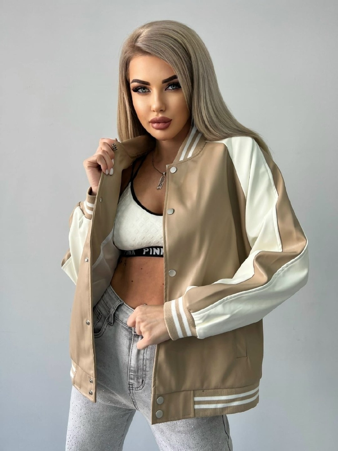 куртка бомбер,женская куртка бомбер,бомбер женская,легкая куртка,женская куртка