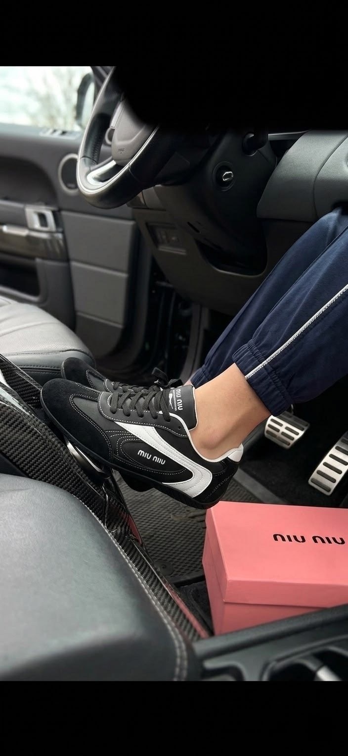 кроссовки puma,женские кроссовки,,спортивные костюм,кроссовки miu miu new balance