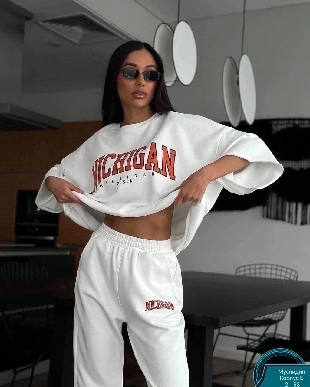 костюм спортивный женский,женский костюм в спортивном стиле,женский спортивный костюм летний,спортивный женский костюм двойка,костюм спортивный женский повседневный