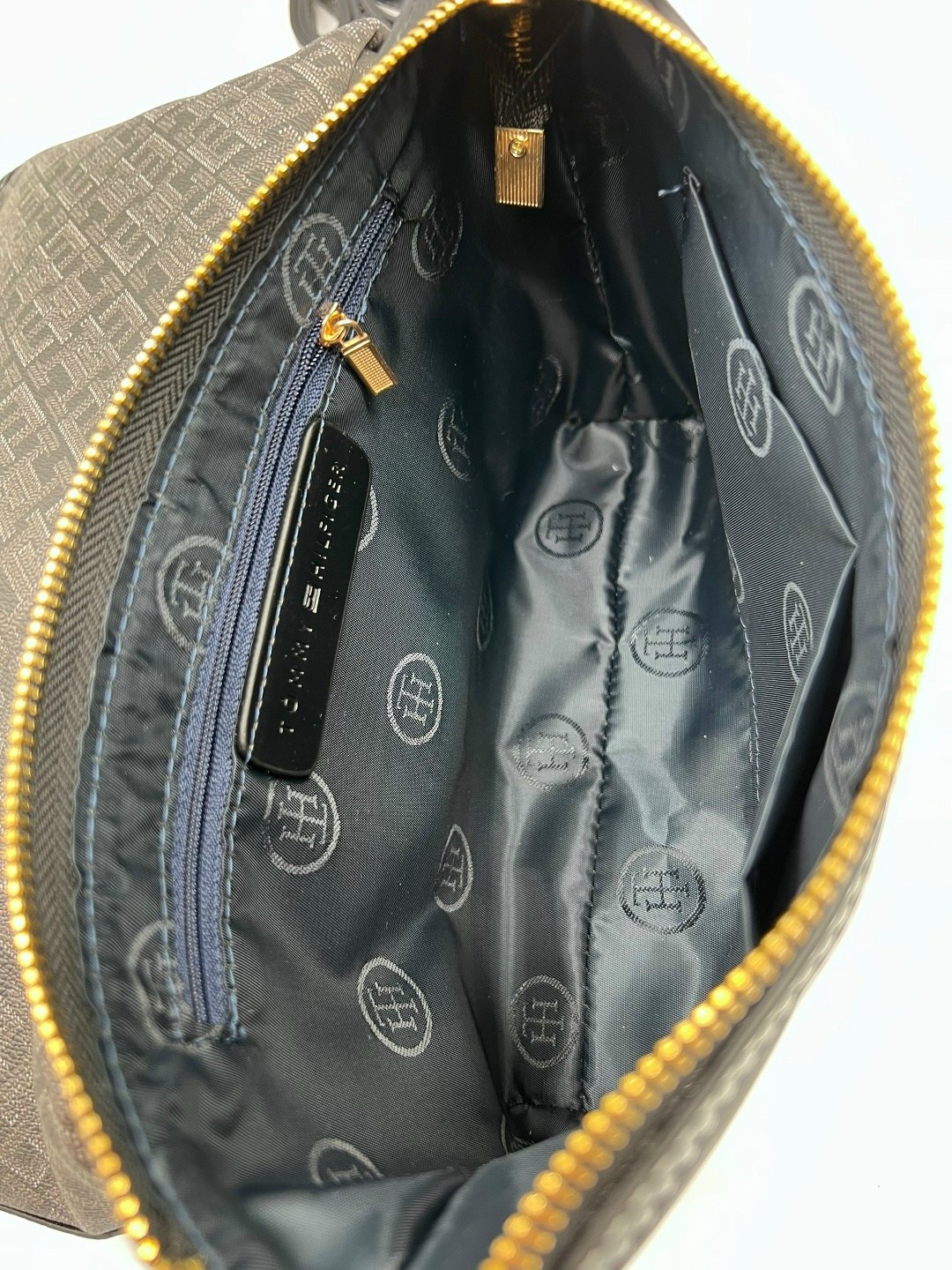 tommy hilfiger сумка,сумка tommy hilfiger сумка,сумки женская,сумки tommy,сумка tommy hilfiger черный