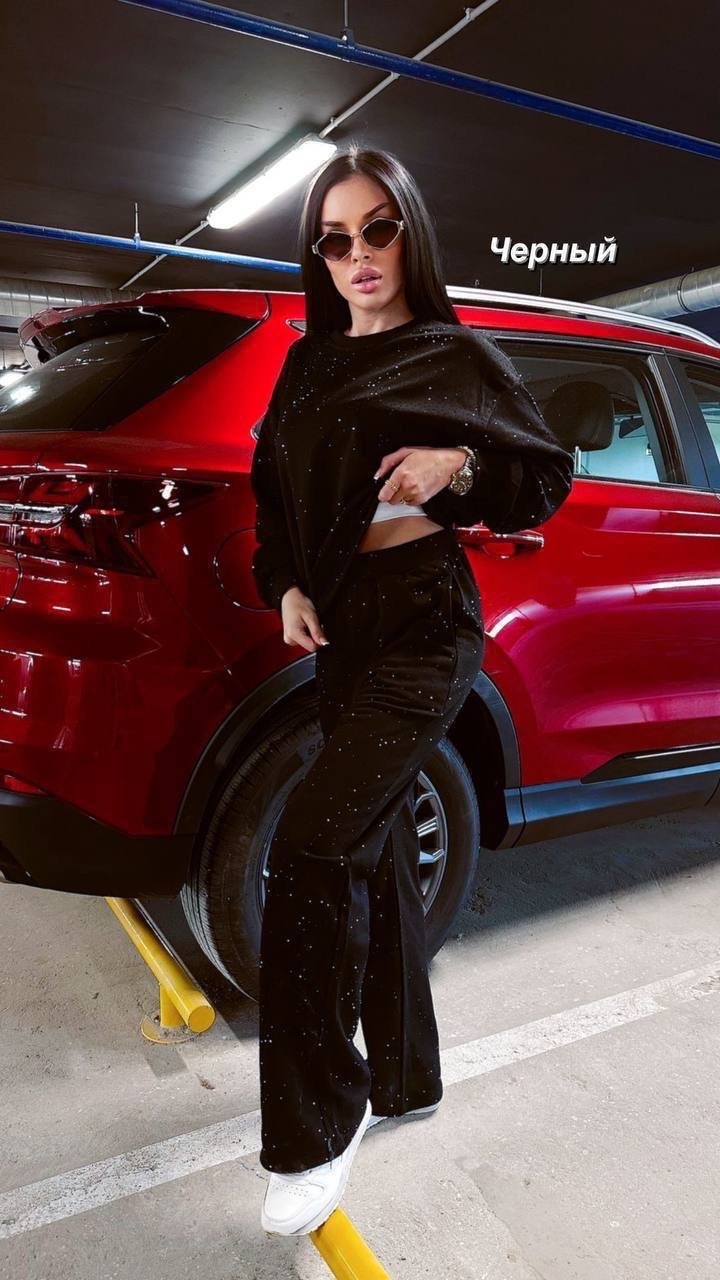 костюм спортивный,велюровый костюм,костюм в стразиках,костюм стразы,женский костюм