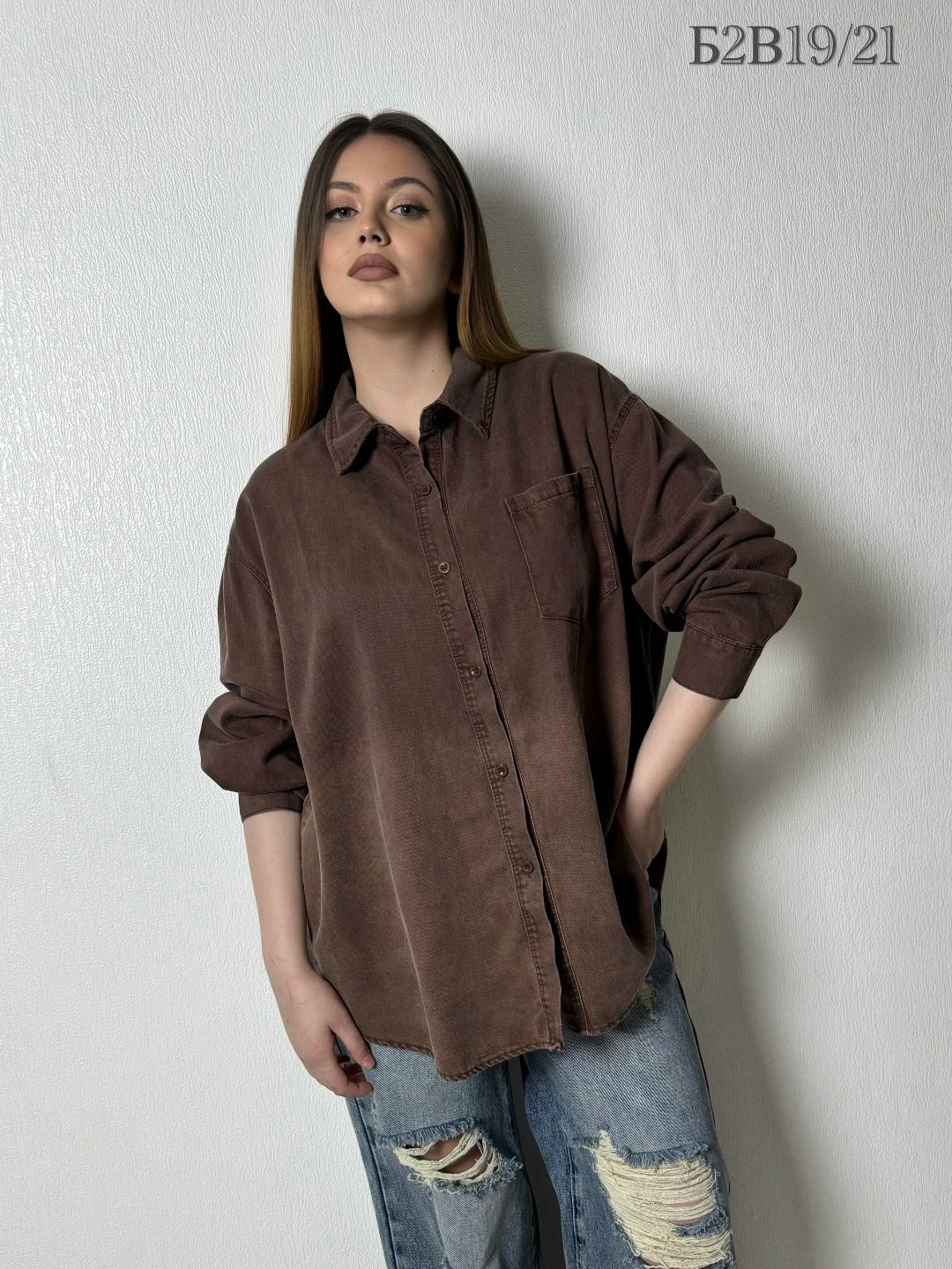 рубашка вельветовая шоколадного оттенка,рубашка вельветовая оверсайз feel fine,рубашка вельветовая женская,рубашка вельветовая оттенок горький шоколад,женская рубашка