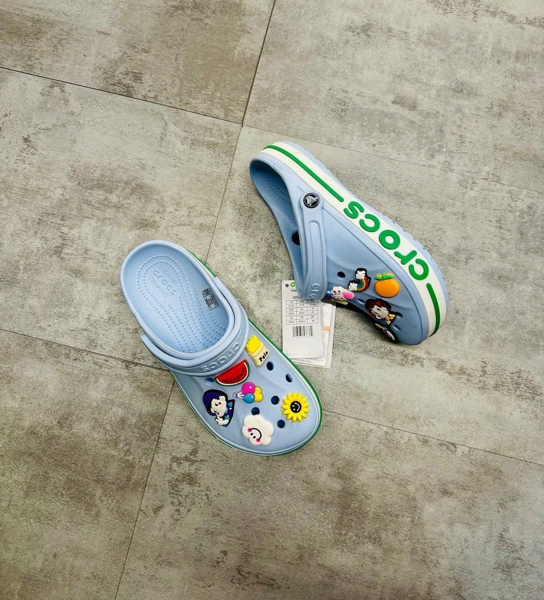 ,crocs jibbitz charms,сабо crocs,crocs bayaband clog,кроксы сабо детские