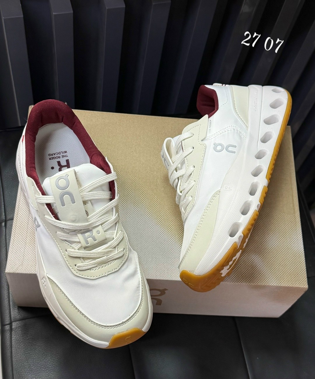 ,loewe кроссовки,женские кроссовки,повседневные кроссовки,комбинированные кроссовки