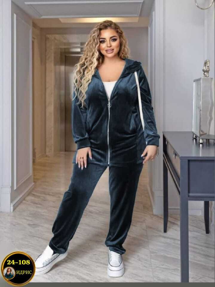 костюм велюровый,велюровый спортивный костюм больших размеров,велюровые костюмы для полных женщин,спортивный женский костюм больших размеров,модные велюровые спортивные костюмы