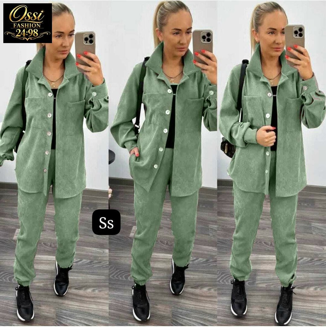 костюм женский на флисе,костюм двойка вельвет,вельветовый костюм женский,зеленый вельветовый костюм женский,женский костюм двойка ткань вельвет