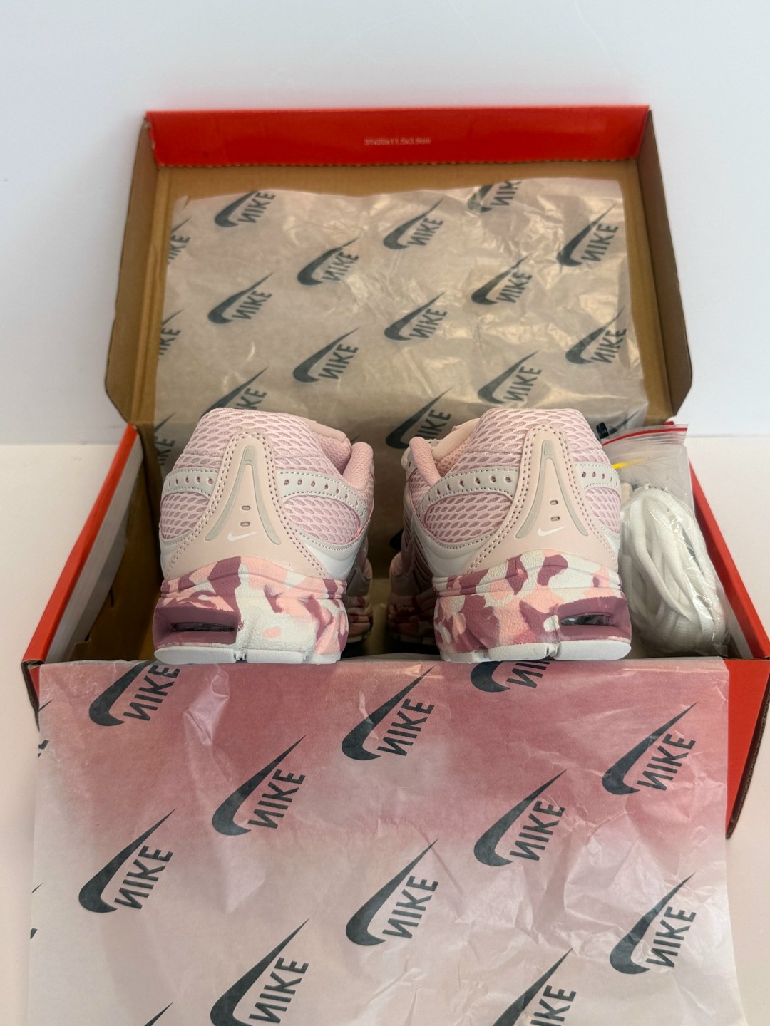 женские кроссовки nike,кроссовки nike initiator,кроссовки nike,кроссовки женский nike искусственные материалы,кроссовки