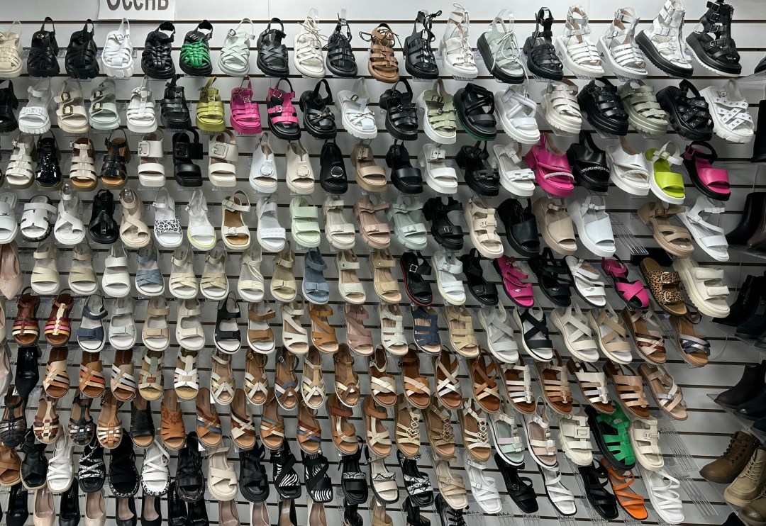 ,обуви,женская ,одежда и ,спортивная