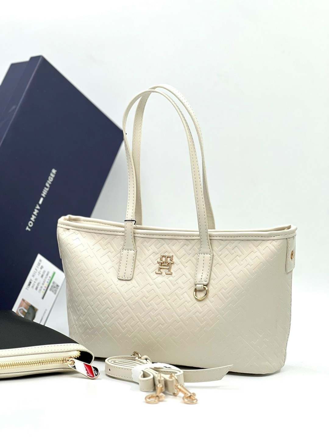сумка тоут tommy hilfiger,сумка tommy hilfiger,tommy hilfiger сумка женская,сумки женская,сумка