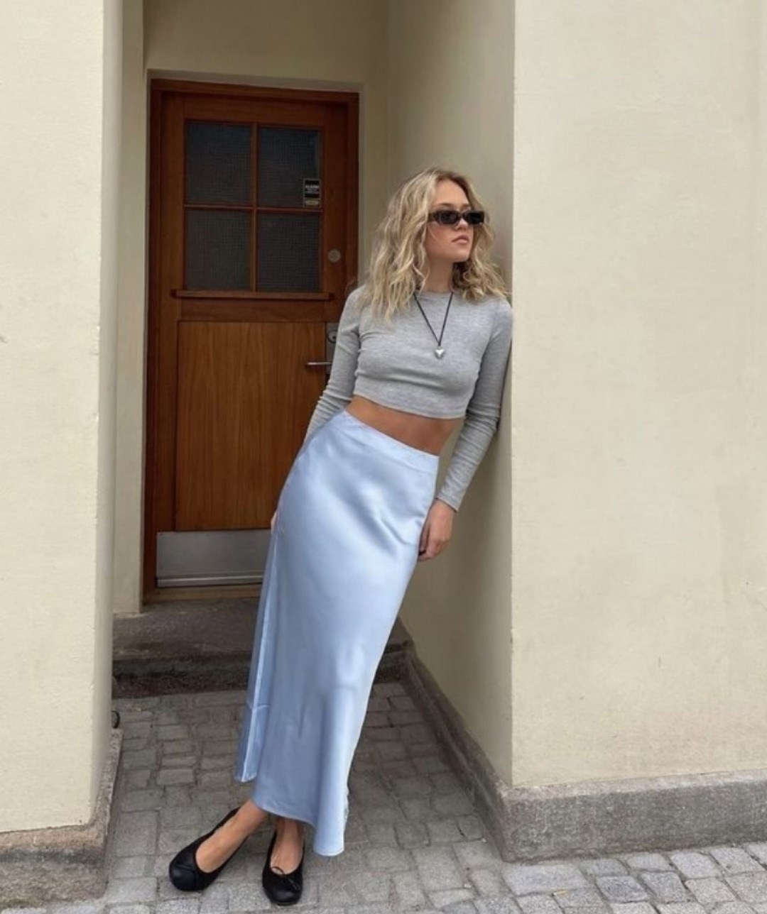 стильные наряды,стиль одежды,юбка в бельевом стиле,атласная юбка,атласная юбка миди zara экрю