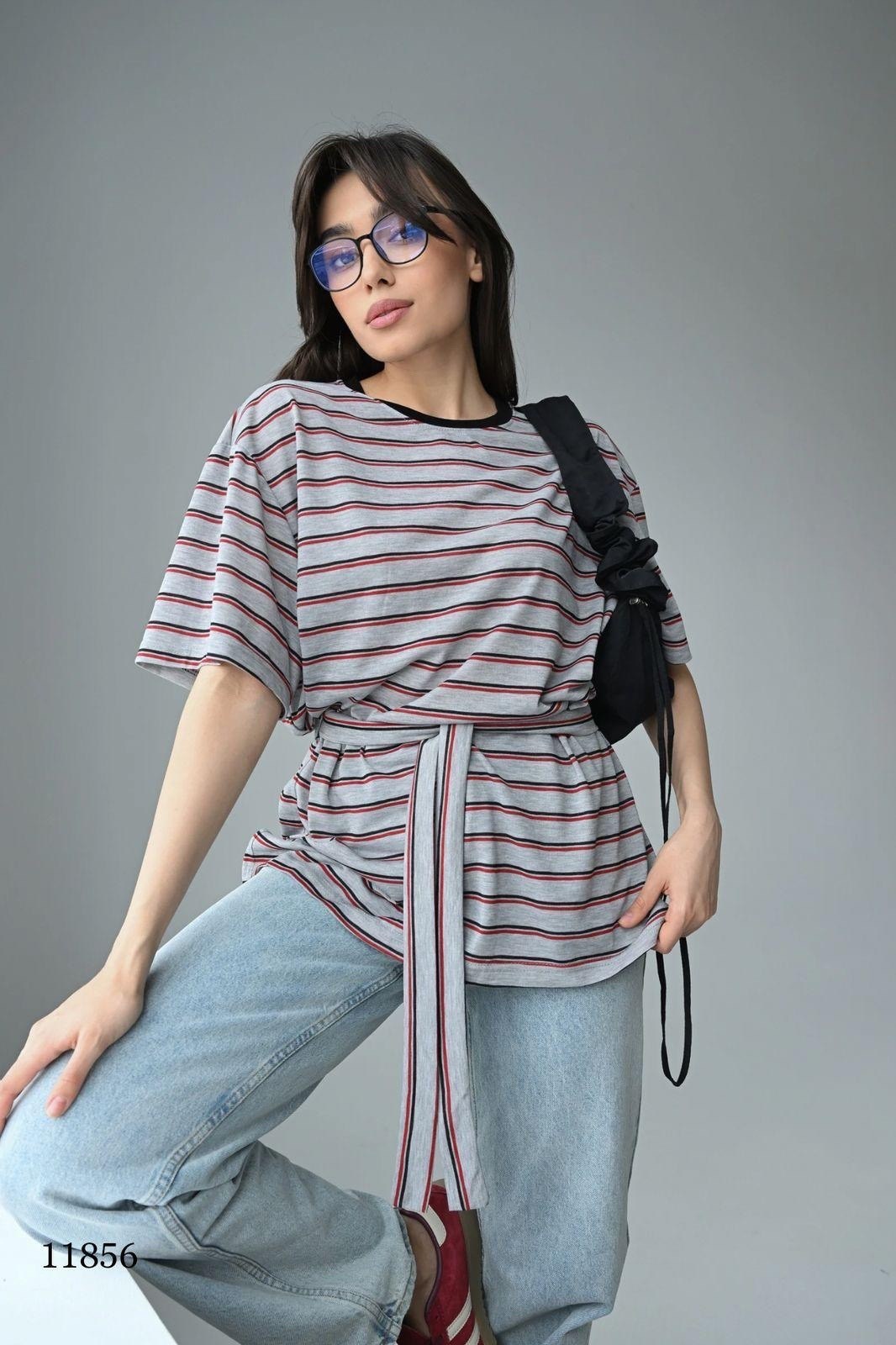 джемпер оверсайз,оригинальный джемпер,джемпер,трикотажный джемпер оверсайз,брюки модные