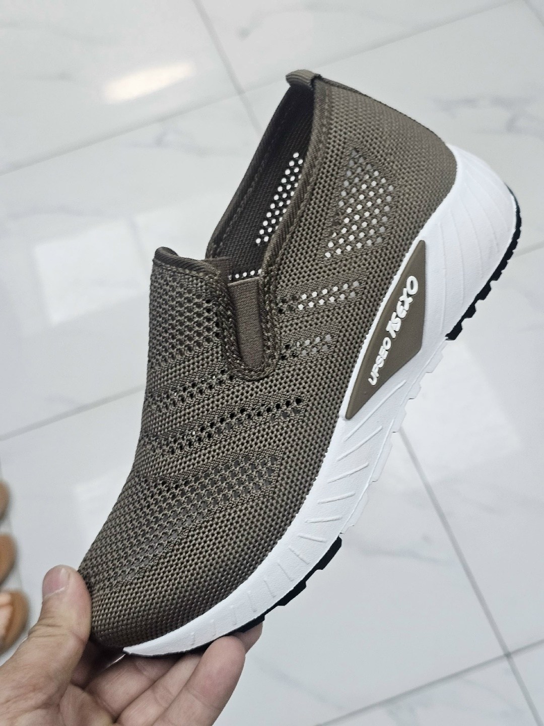 ,кроссовки женскиe,слипоны женские,спортивная ,летние кроссовки