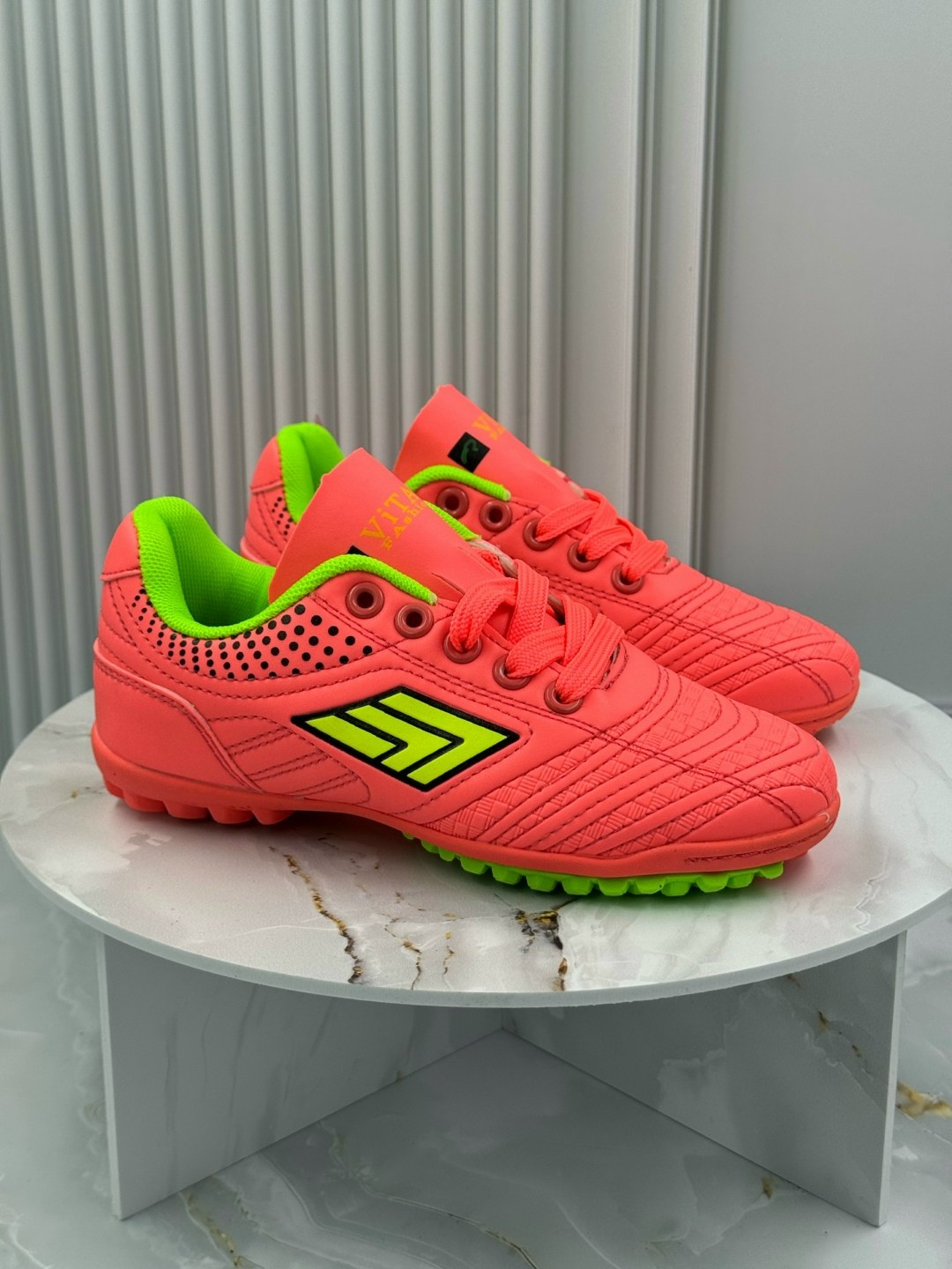 сороконожки футбольные детские,бутсы футбольные сороконожки,сороконожки футбольные,бутса футбольный,сороконожка для футбола