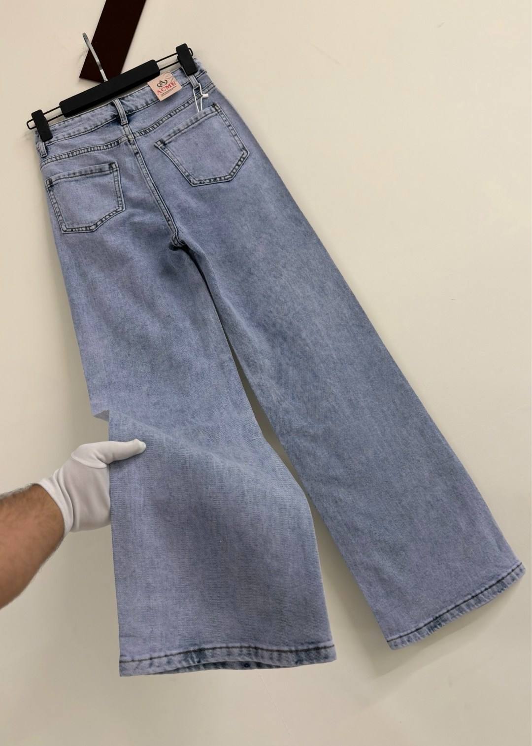 джинсы широкие,женские джинсы,модные джинсы,джинсы повседневные,джинсы женские широкие