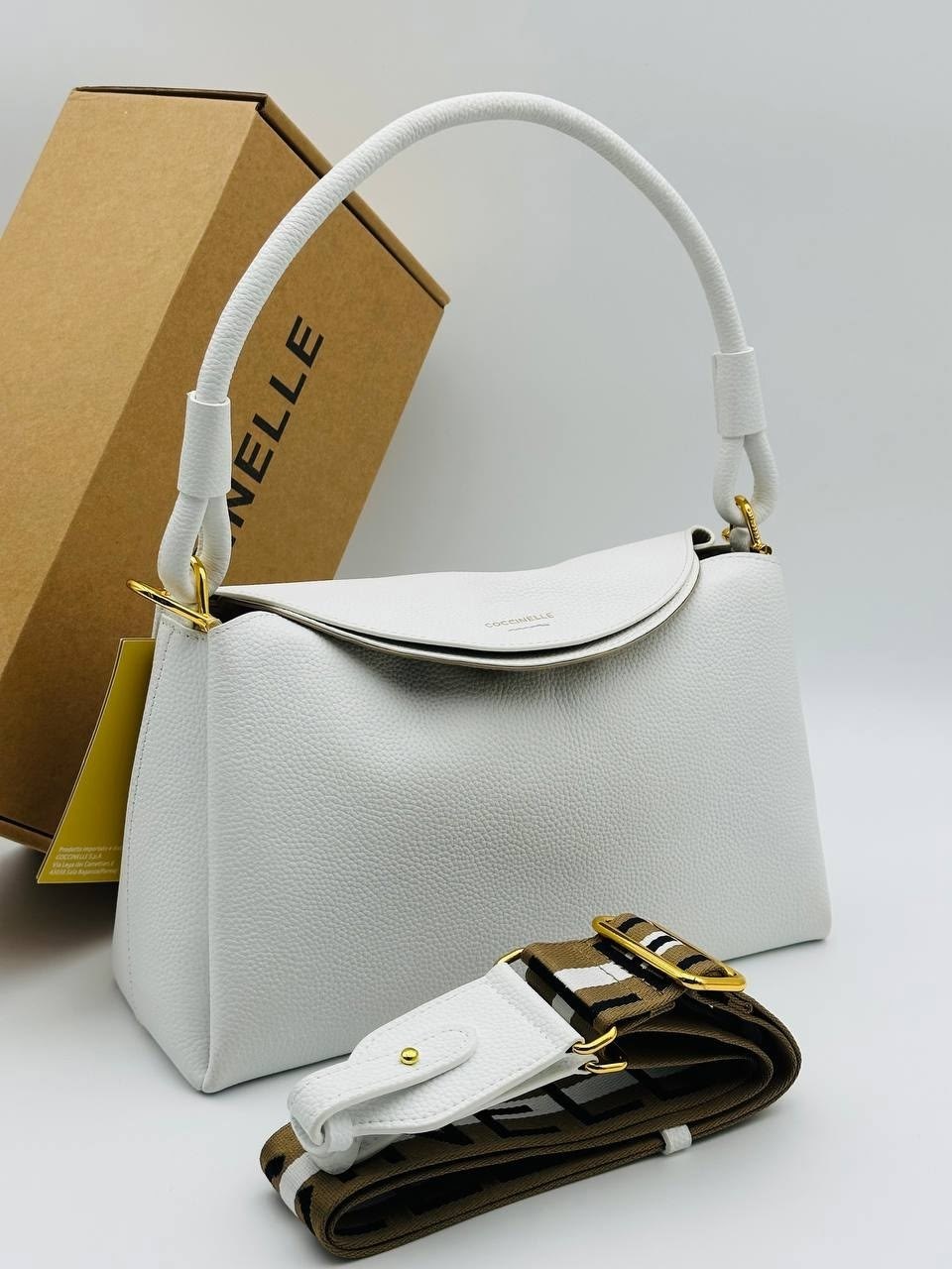 сумка,сумка женская,брендовые сумочки,стильная сумочка,сумка coccinelle