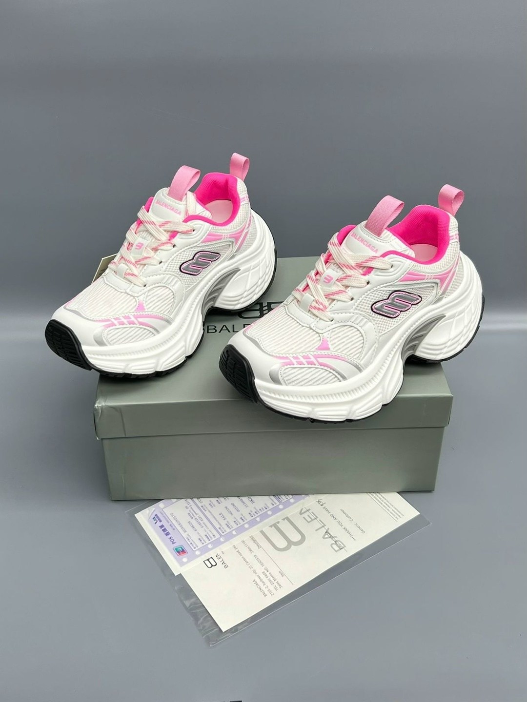 кроссовки женские balenciaga,кроссовки balenciaga,кроссовки женские,повседневная спортивная  balenciaga,кроссовки женские balenciaga premium