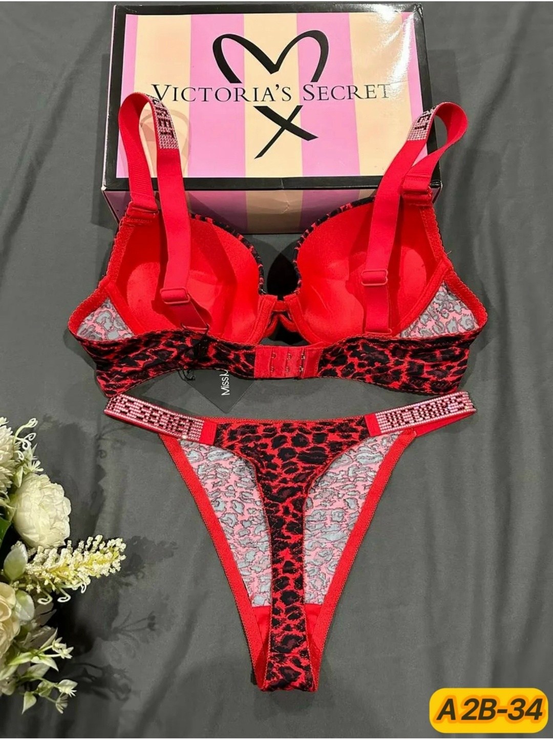 виктория сикрет леопардовый комплект,комплект нижнего белья,нижнее белье комплект женское,комплект нижнего белья со стразами пуш ап,нижнее белье комплект со стразами