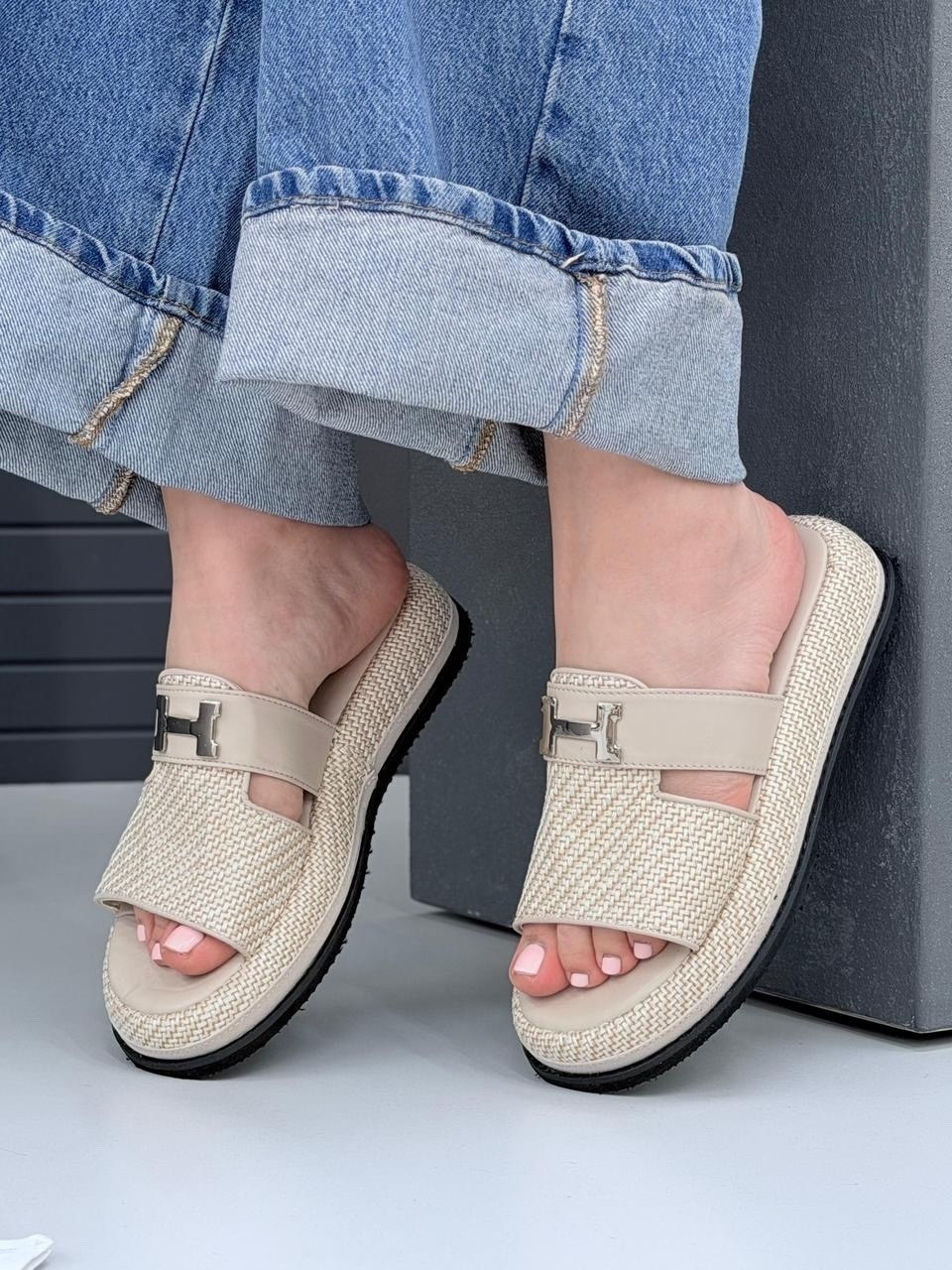 ,женские сандалии,женские шлепанцы,сандалии,модные шлепанцы