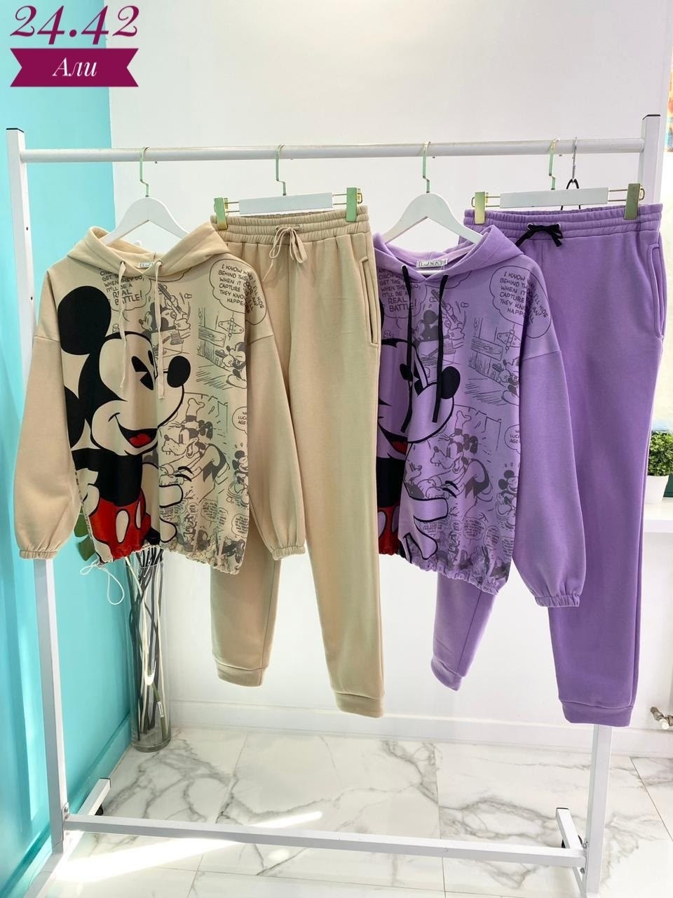 костюм с микки маусом,спортивный костюм с принтом микки маус,женский спортивный костюм на флисе микки,костюм теплый,костюм с микки маусом женский