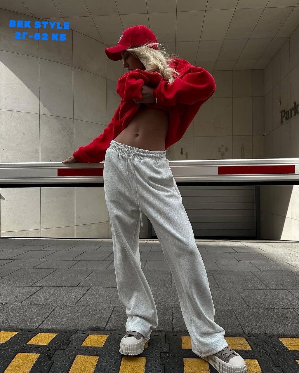 яркие спортивные костюмы женские оверсайз,cпортивный костюм женский на флисе,спортивный костюм женский,костюм красный,спортивные костюм