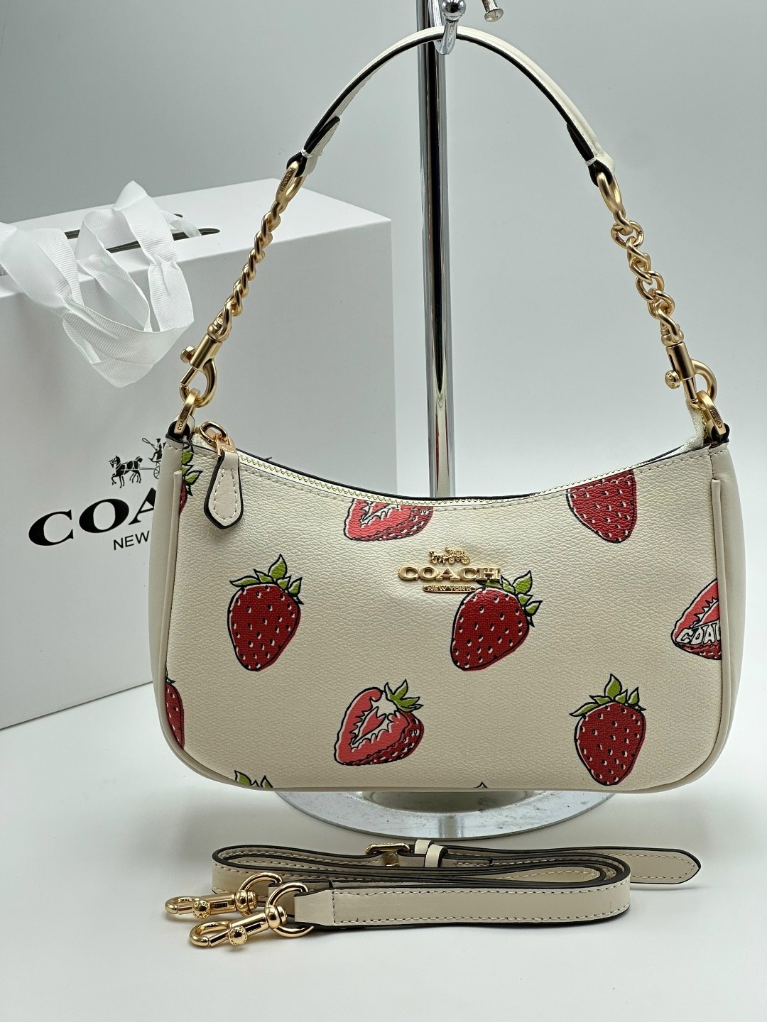 женская сумка coach,сумка coach,брендовая сумка через плечо coach,сумка,женская сумка