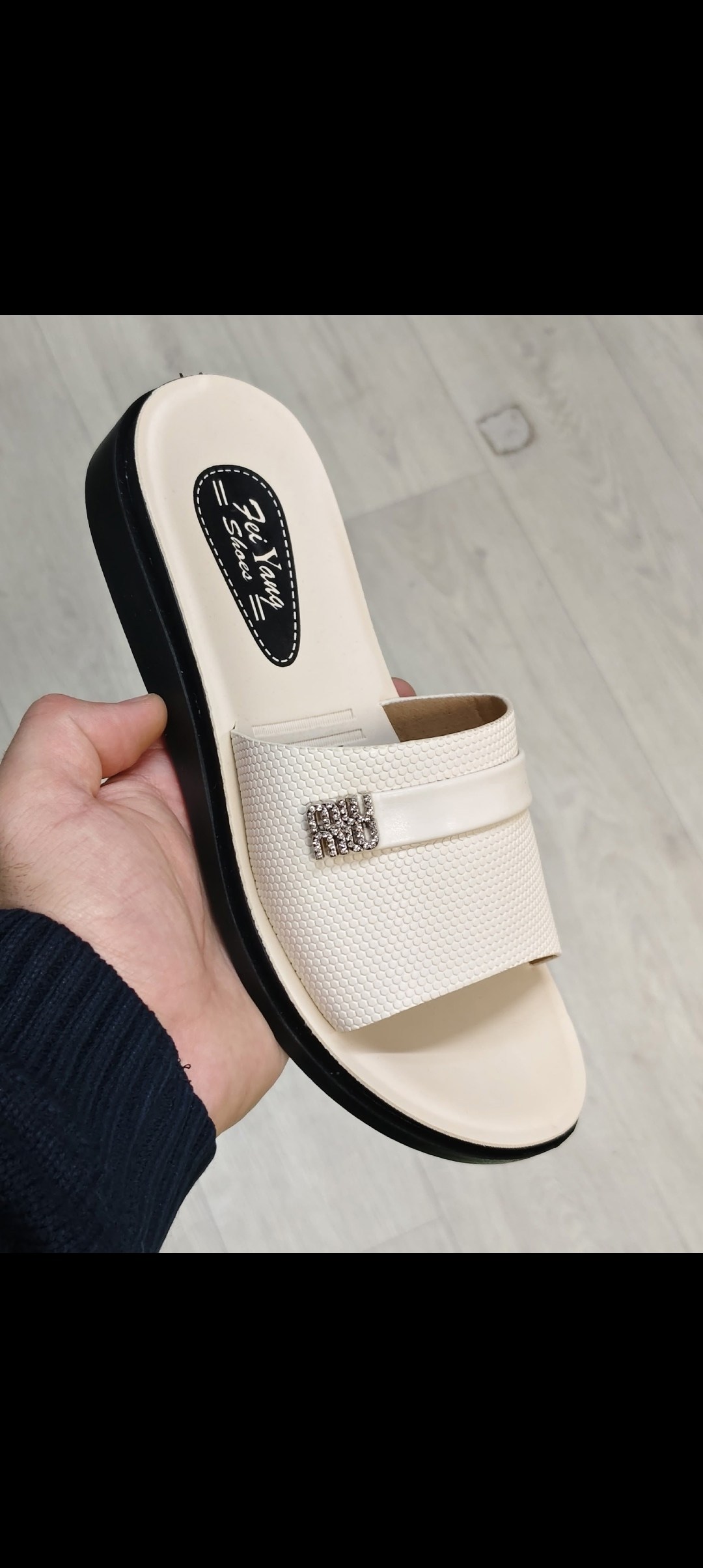 шлепанцы женские,,женские шлепки,шлепки женские кожаные,шлепки graciana