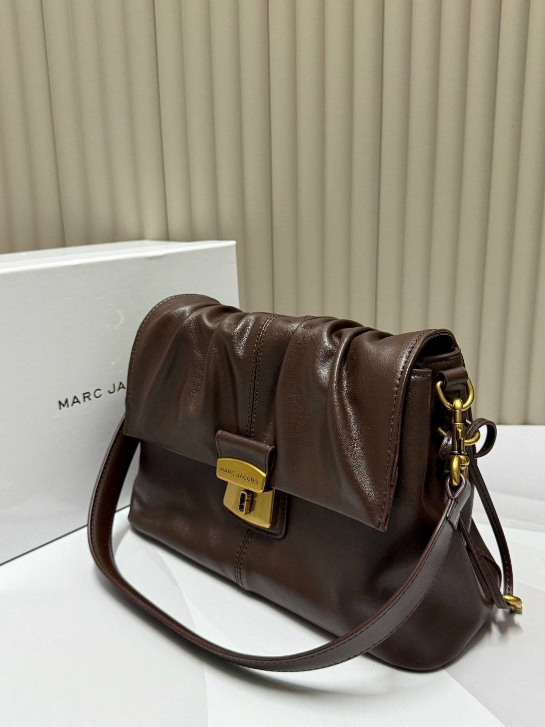 сумка,женская сумка,сумочка модная,модная сумка,сумки коричневый