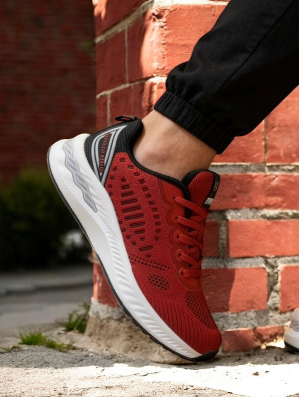 кроссовки strobbs,кроссовки,кроссовки с красной подошвой мужские,кроссовки красные,мужские кроссовки