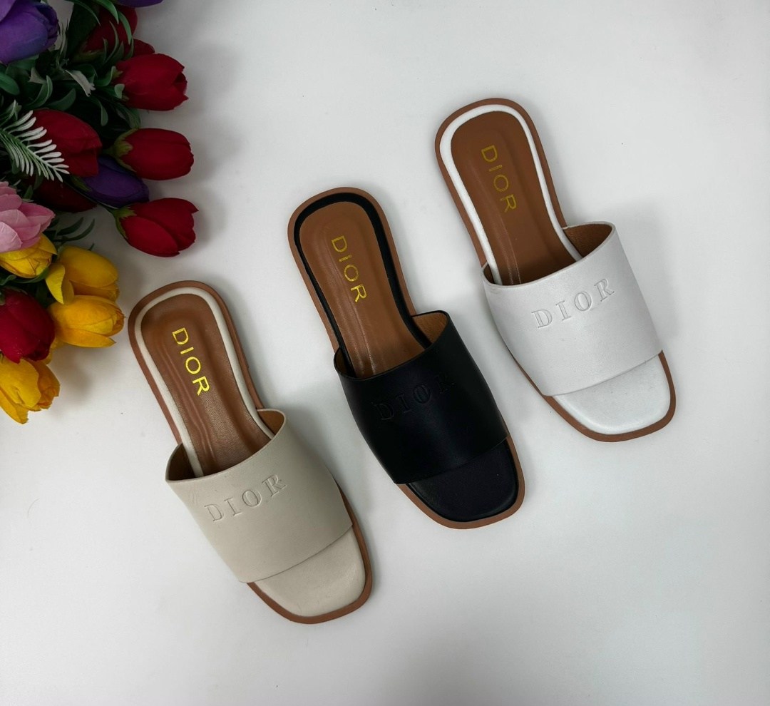 женские шлепанцы,шлепанцы летние,,шлепки женские,тапочки модные