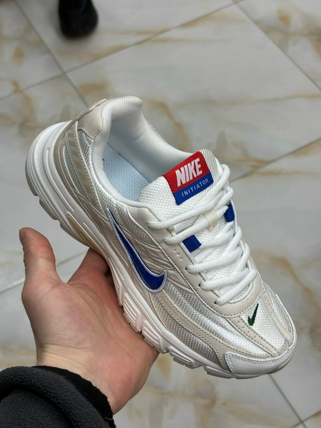 кроссовки для женщин nike initiator pink,nike кроссовки,женские беговые кроссовки nike initiator ярко-розовый,кроссовки nike v 2 k run,кроссовки беговые женские