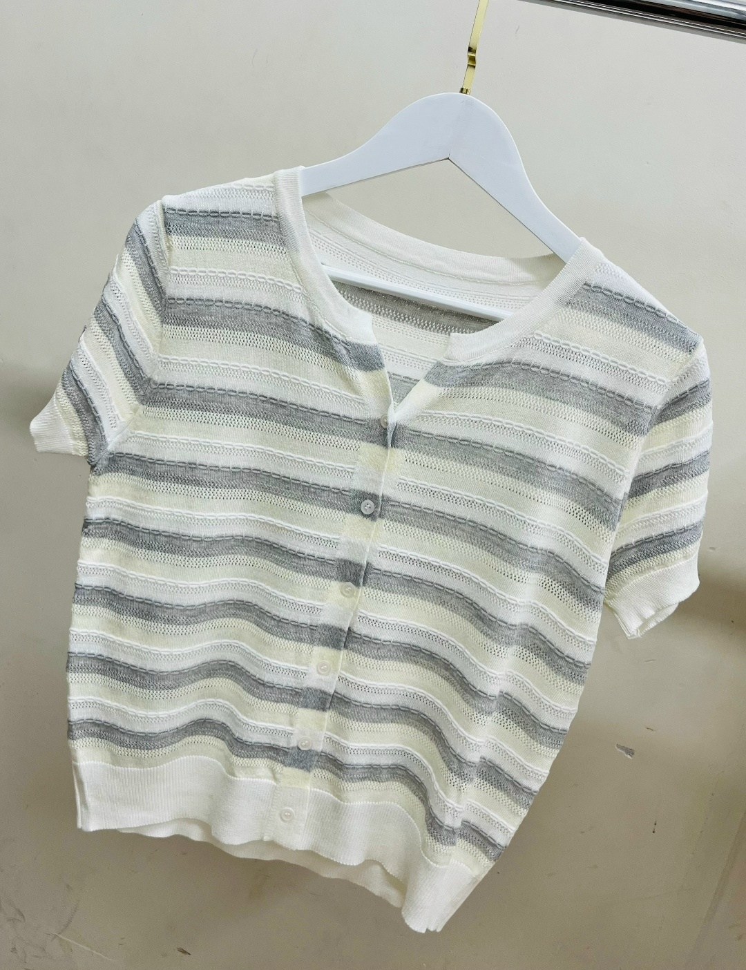 вязаные футболки женские,вязаная футболка,футболки модные,трикотажная футболка,трикотажный топ