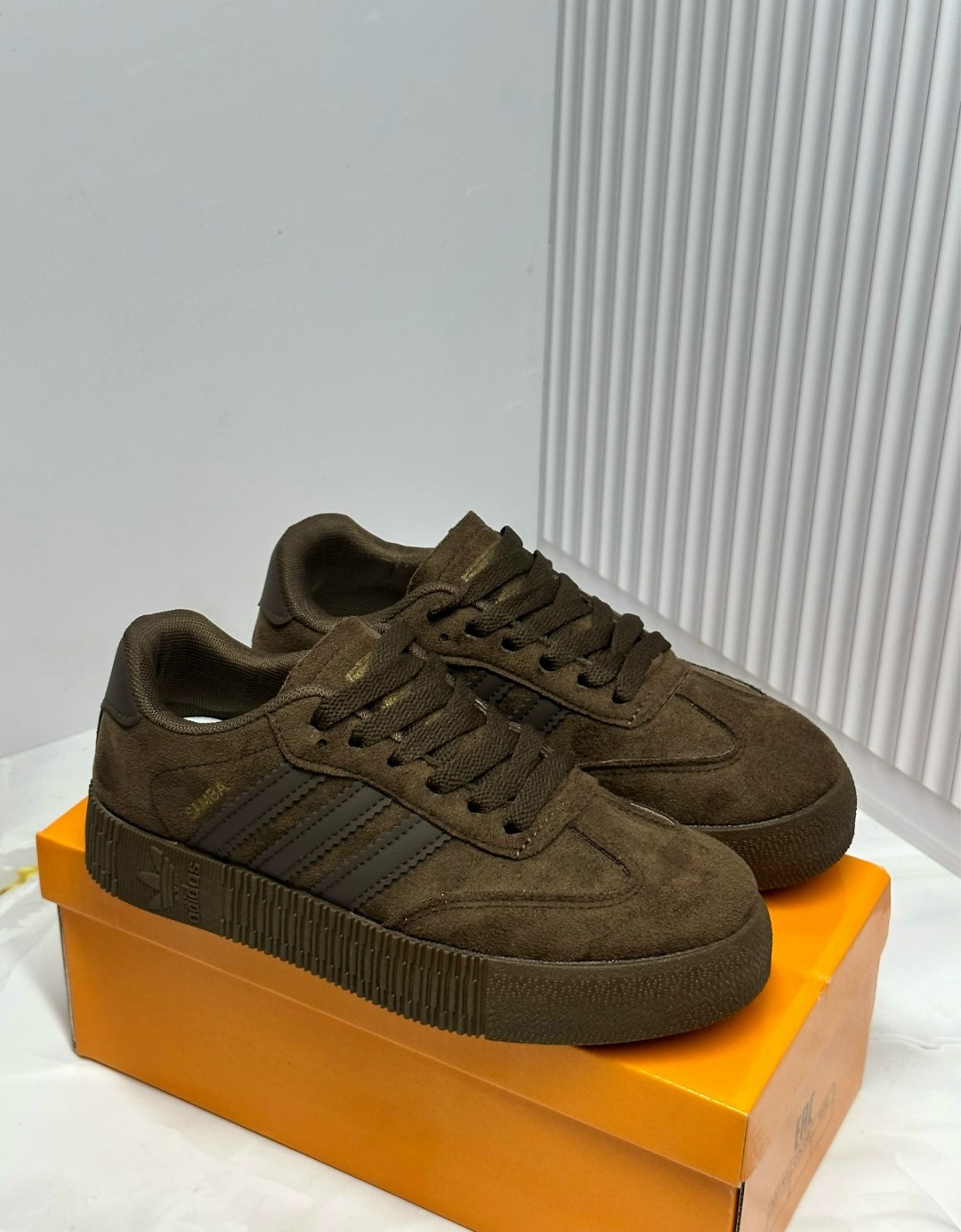 кроссовки адидас самба женские зеленые,кроссовки adidas samba,,кроссовки adidas samba rose на высокой подошве,адидас самба зеленые замша