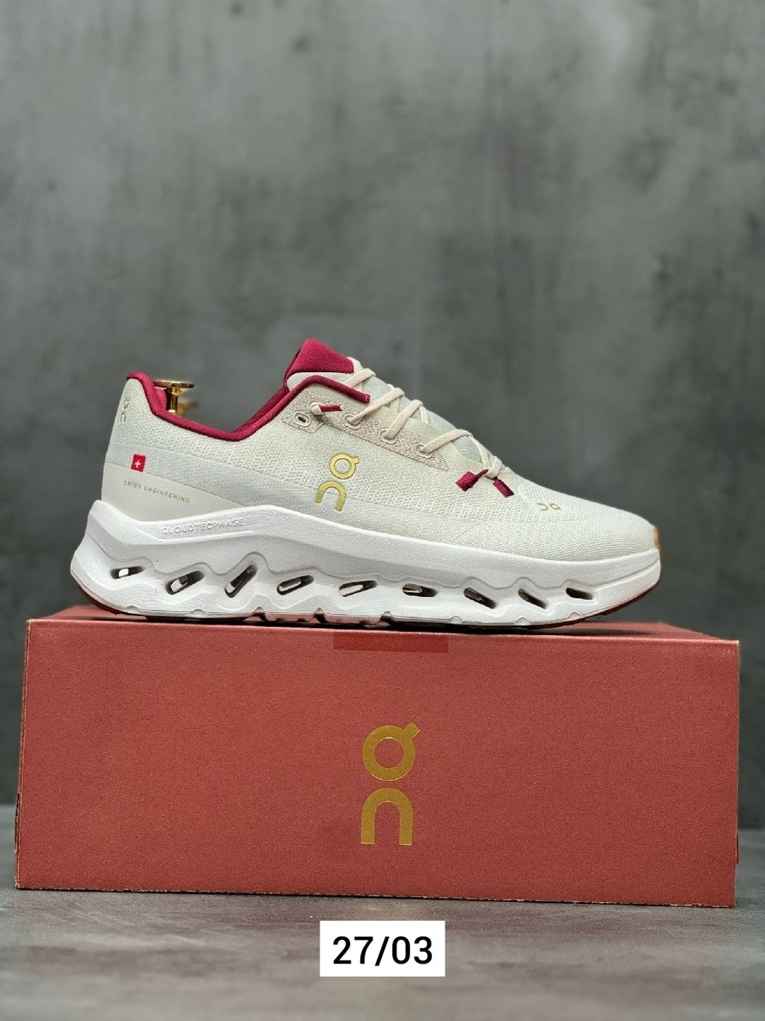 кроссовки on,спортивная ,кроссовки женскиe,on cloud кроссовки,повседневные кроссовки