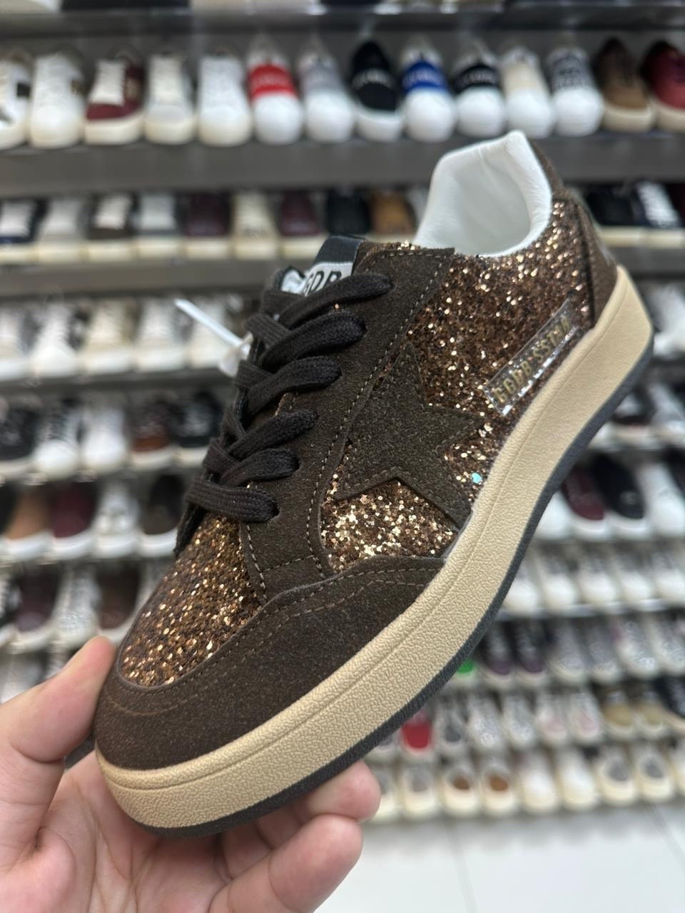 ,обуви,кроссовки женскиe,женская ,кроссовки со звездами