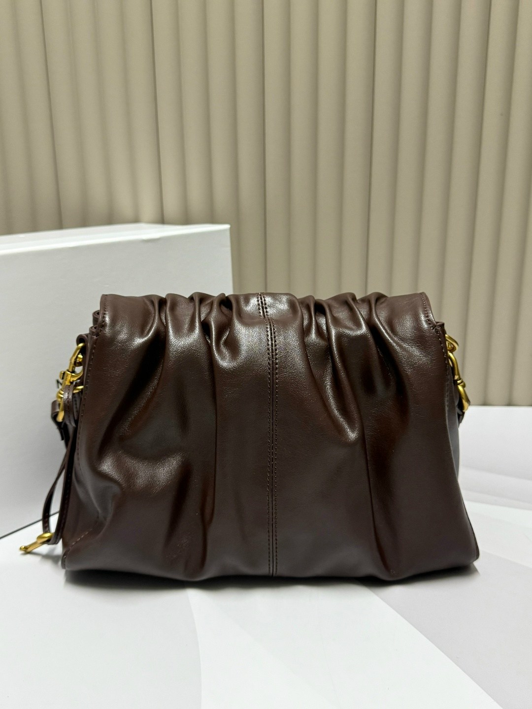 сумка,женская сумка,сумочка модная,модная сумка,сумки коричневый