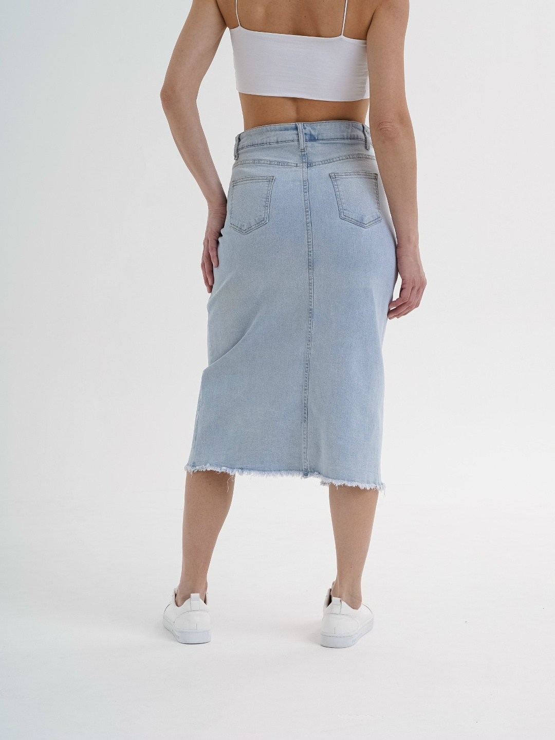 юбка джинсовая миди с разрезом,юбка джинсовая миди с разрезом loqa,юбка джинсовая миди с разрезом спереди,джинсовая юбка с разрезом,юбка миди джинсовая с разрезом спереди ниже колен