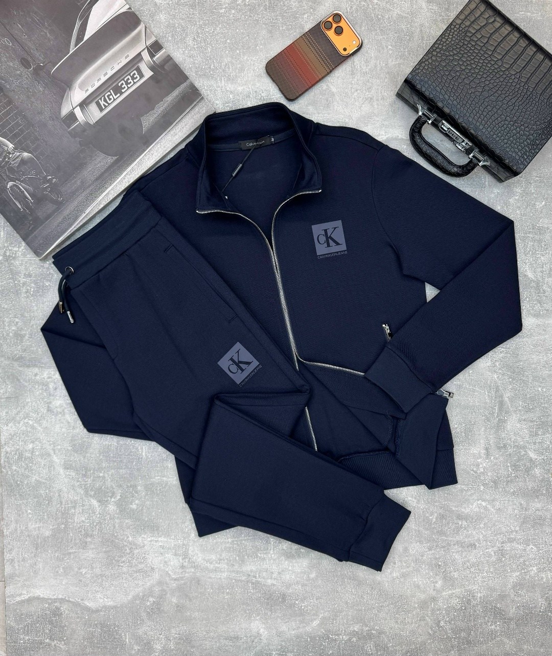 спортивный костюм brunello cucinelli,спортивный костюм stefano ricci,мужские спортивные костюмы,спортивный костюм armani,спортивные костюм