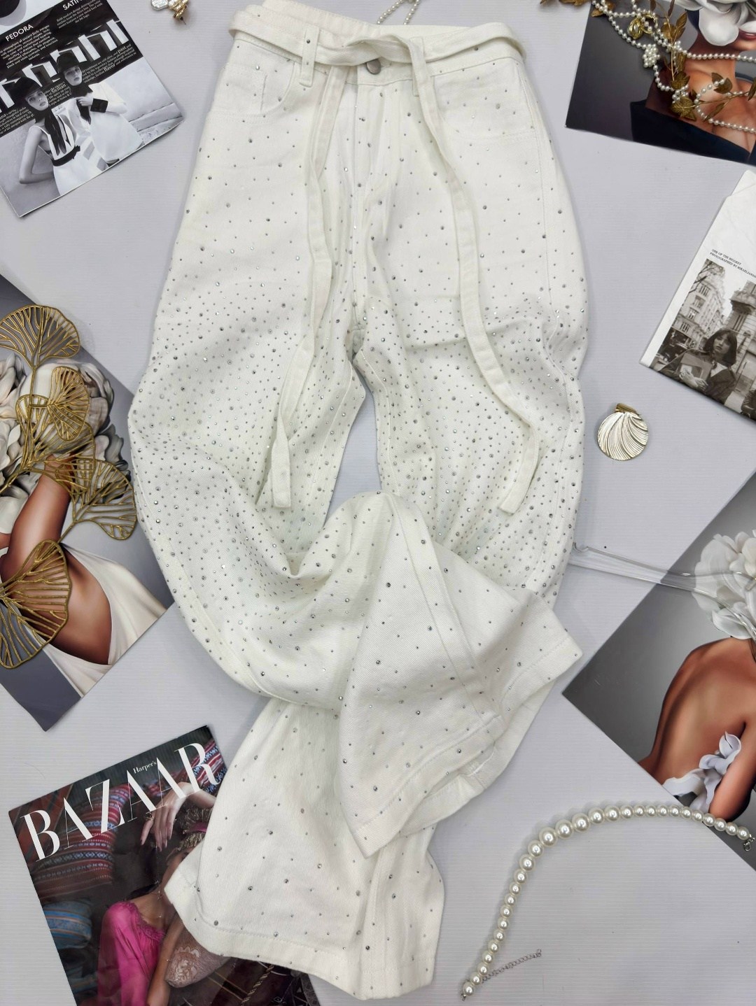 джинсы со стразами,женские джинсы со стразами,модные джинсы,женские джинсы,брюки джинсы