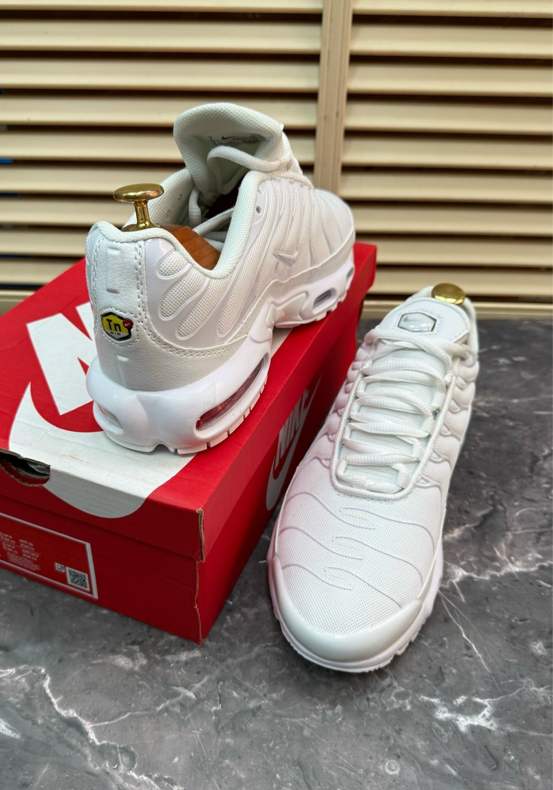 кроссовки nike air max plus tn,nike air max tn plus white,мужские кроссовки nike air max tn plus,кроссовки nike air max plus,nike air max plus tn