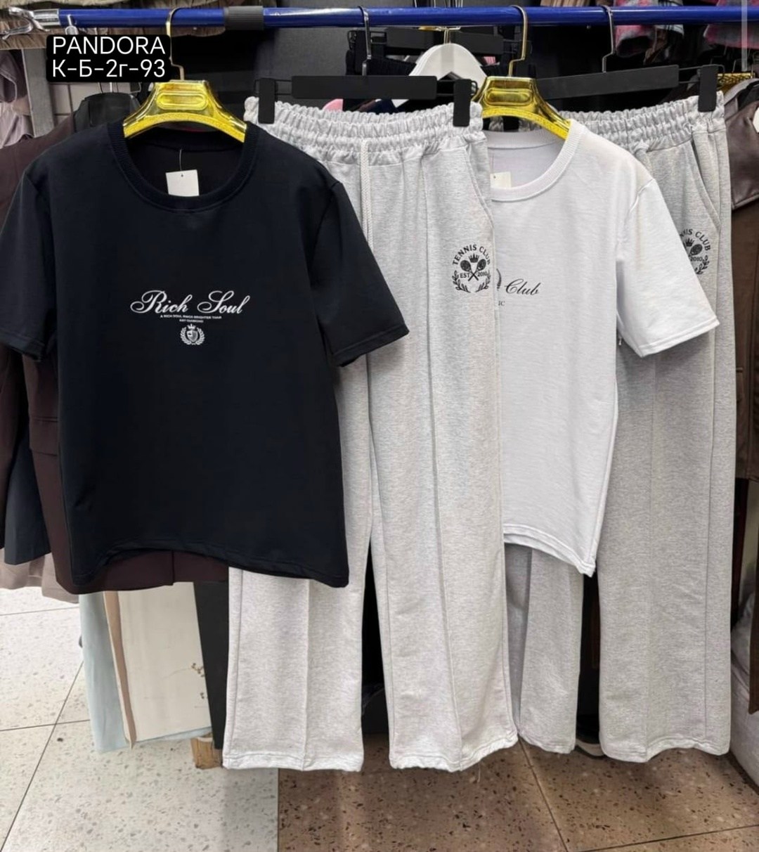 спортивные костюм,футболки оверсайз женские,,футболки женская