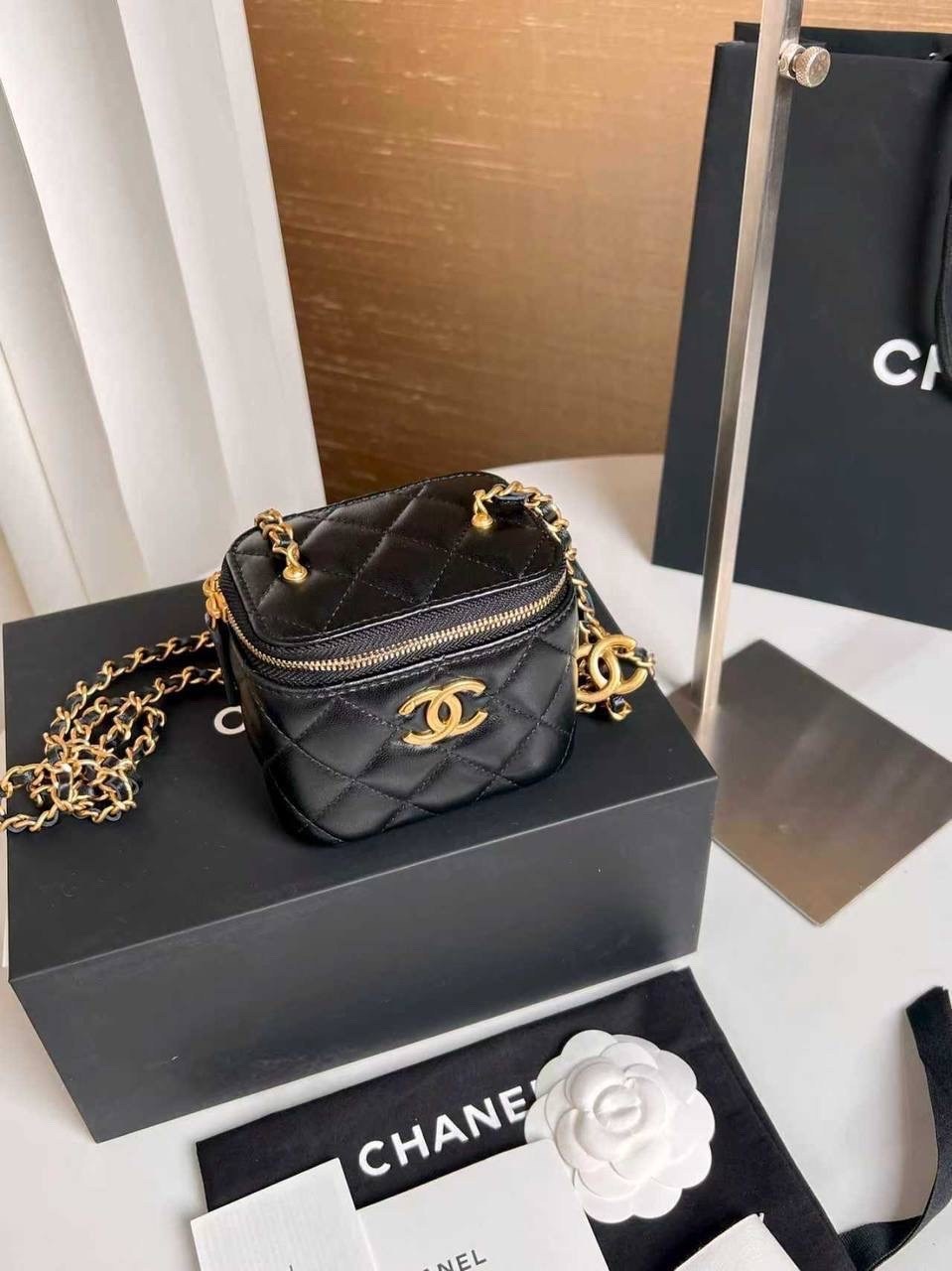кожаная сумка в стиле шанель,сумка chanel,сумка шанель,женская сумка chanel,кожаная сумка в стиле шанель 10см*9см